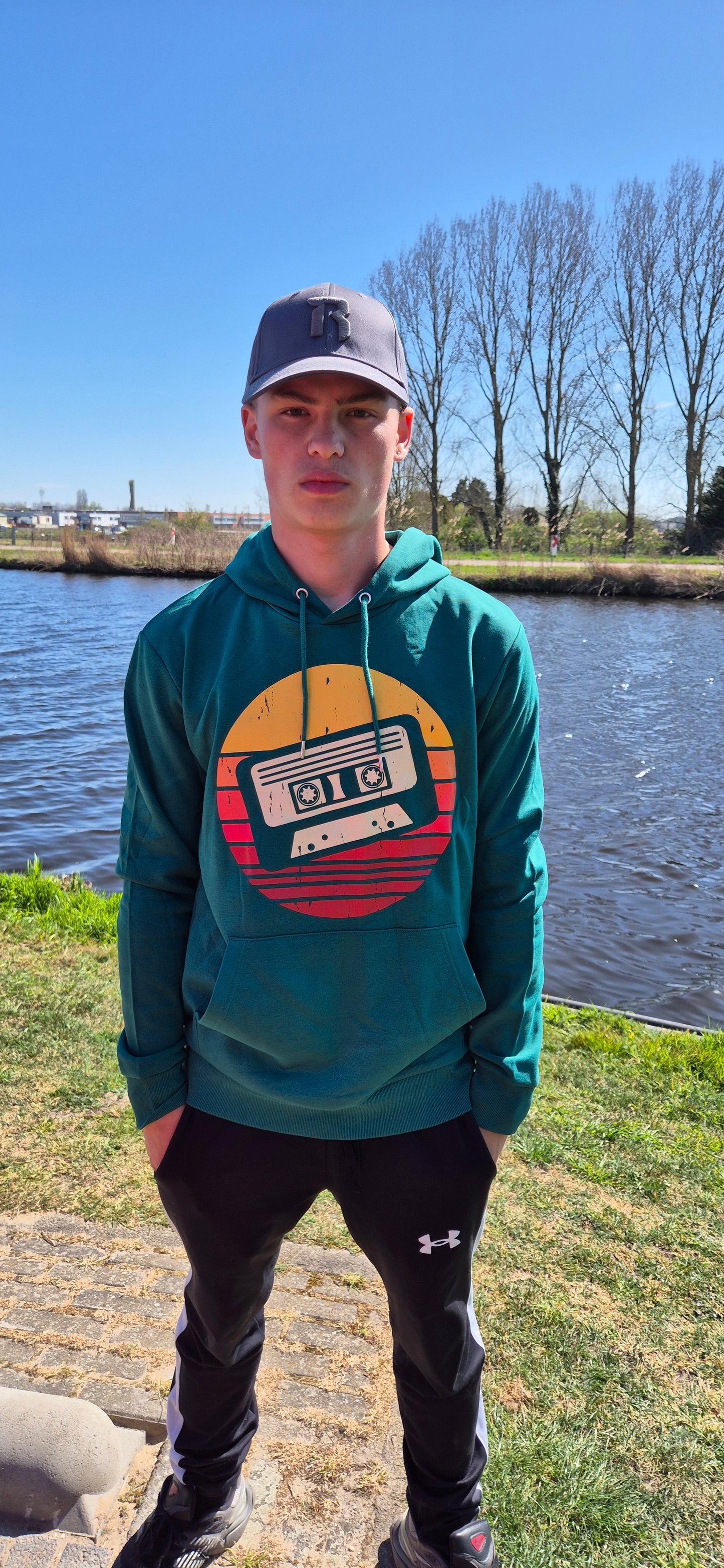 Hoodie groen cassette