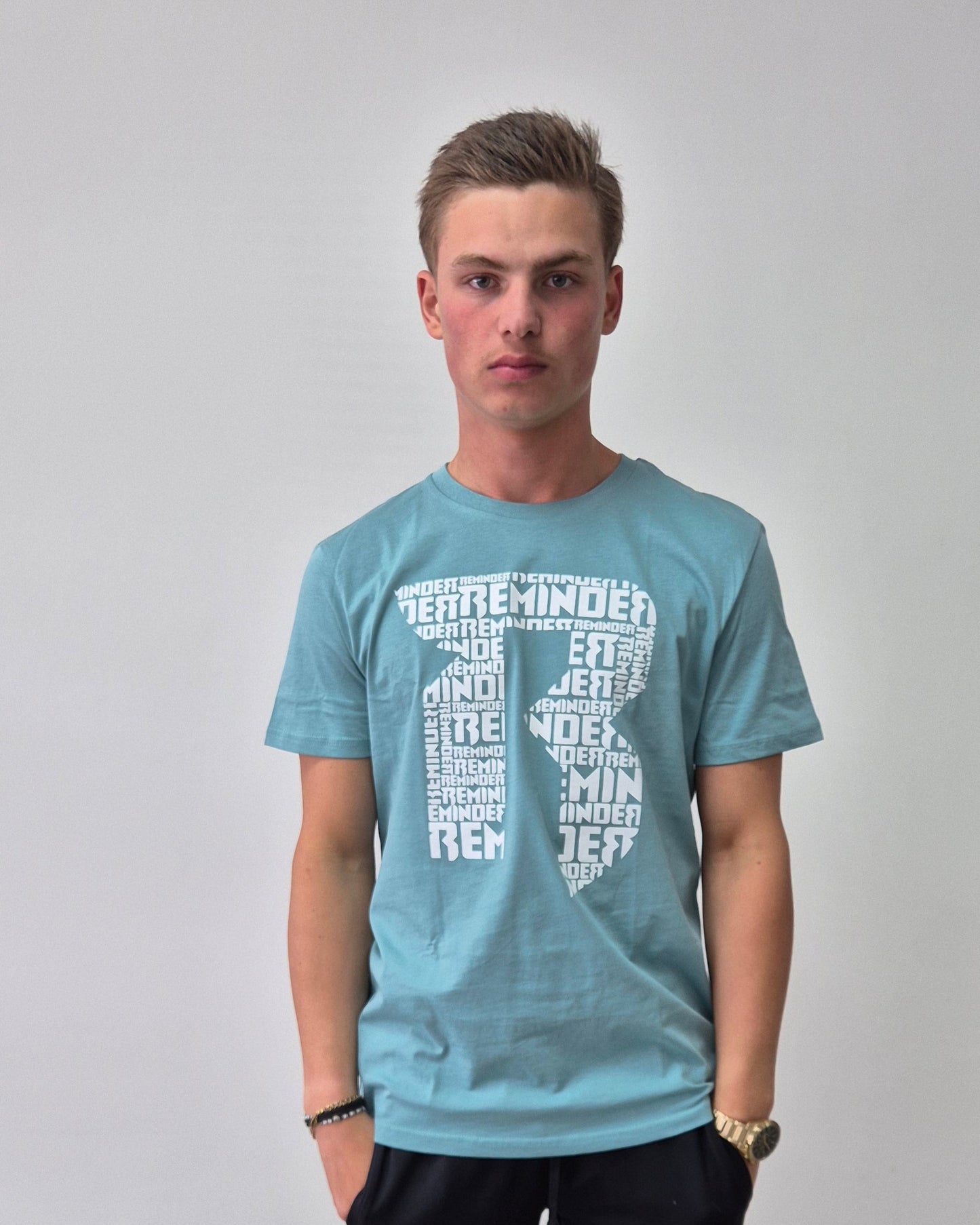 Reminder r logo shirt