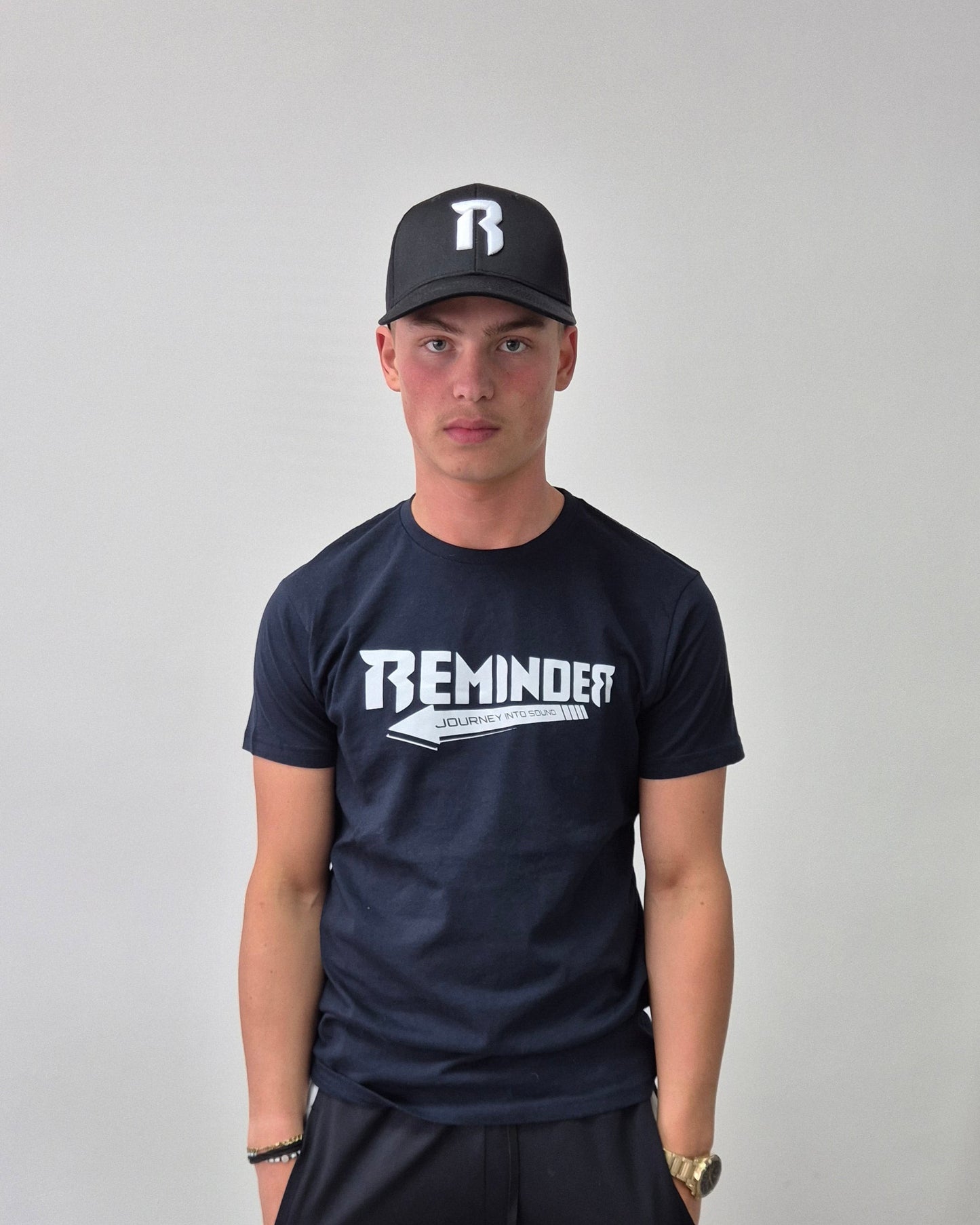 Reminder shirt wit logo donker blauw