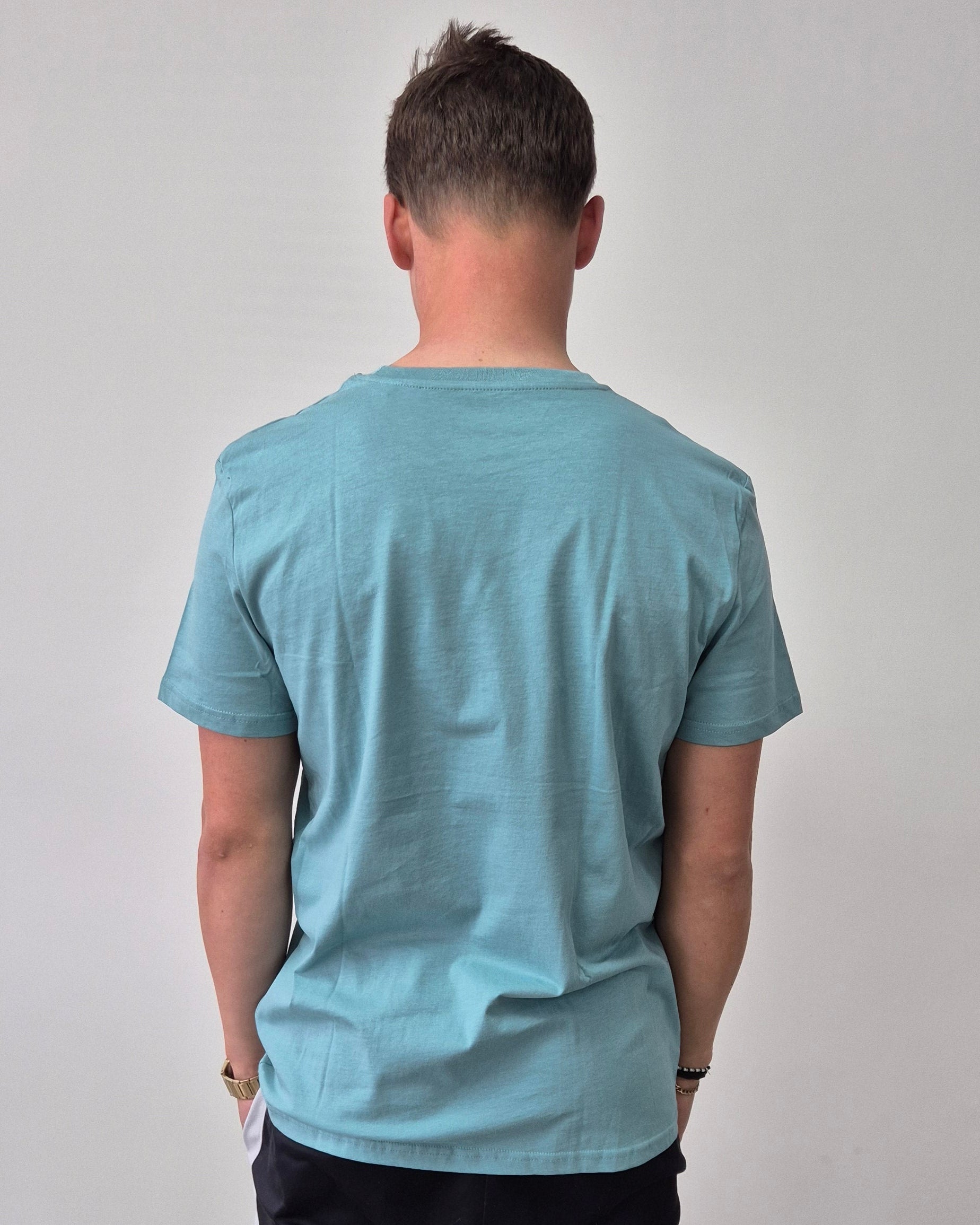 Reminder r logo shirt